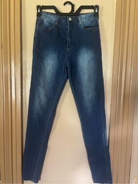 Classic Dark Blue Women’s Jeans